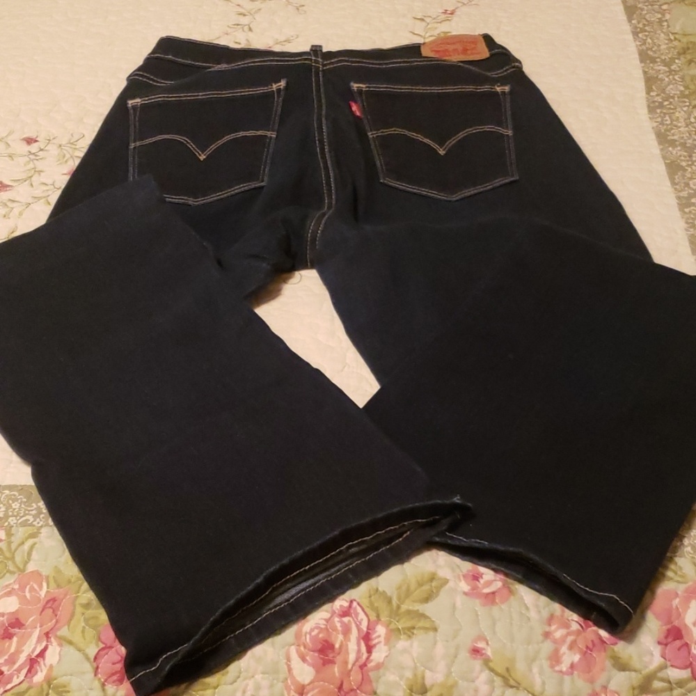 Levi slimming boot jean